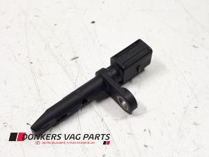 Gebruikte Sensor ABS Audi A5 Cabrio (F57/F5E) 2.0 35 TFSI Mild Hybrid 16V Prijs € 25,00 Margeregeling aangeboden door Donkers VAG Parts