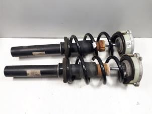 Gebruikte Schokdemper set Audi A5 Cabrio (F57/F5E) 2.0 35 TFSI Mild Hybrid 16V Prijs € 200,00 Margeregeling aangeboden door Donkers VAG Parts