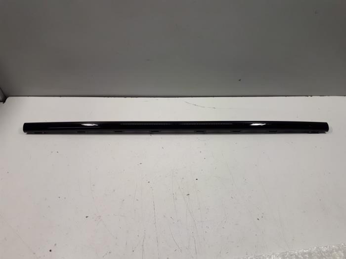 Sierstrip van een Audi S7 Sportback (4KA)