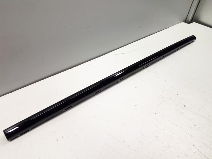 Sierstrip van een Audi S7 Sportback (4KA)