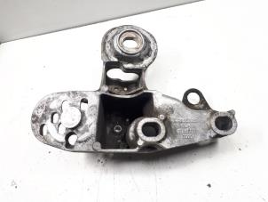 Gebruikte Motorrubber Audi A4 Avant (B5) 2.4 30V Prijs € 15,00 Margeregeling aangeboden door Donkers VAG Parts