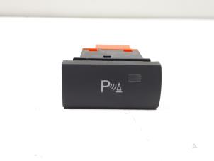 Gebruikte PDC Schakelaar Audi A6 Avant (C6) Prijs € 10,00 Margeregeling aangeboden door Donkers VAG Parts