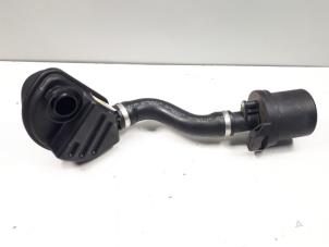 Gebruikte Leiding (diversen) Audi RS7 Sportback (4GA/4GF) 4.0 V8 TFSI 32V Prijs € 40,00 Inclusief btw aangeboden door Donkers VAG Parts