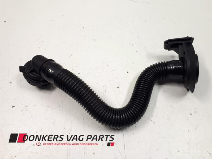 Gebruikte Olie vulpijp Audi Q7 (4MB/4MG) 3.0 TDI V6 24V Prijs € 20,00 Margeregeling aangeboden door Donkers VAG Parts