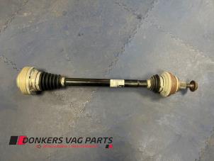 Gebruikte Aandrijfas links-achter Audi S5 (F53/F5P) 3.0 TFSI V6 24V Prijs € 90,75 Inclusief btw aangeboden door Donkers VAG Parts