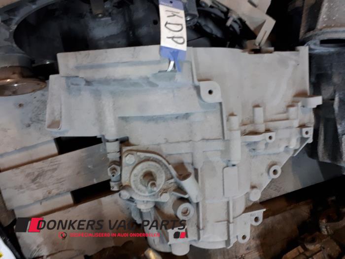 Gebruikte Versnellingsbak Audi A3 (8P1) Prijs € 75,00 Margeregeling aangeboden door Donkers VAG Parts