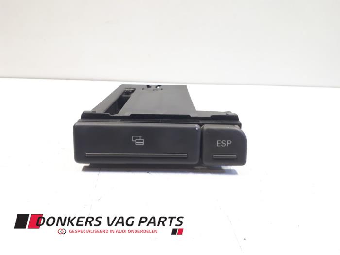 Gebruikte Diversen Audi A4 Avant (B7) Prijs € 15,00 Margeregeling aangeboden door Donkers VAG Parts