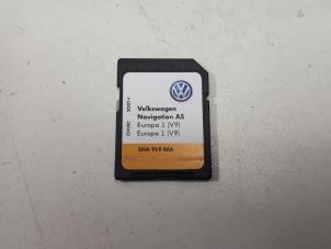 Gebruikte SD-kaart navigatie Volkswagen Diversen Prijs € 50,00 Margeregeling aangeboden door Autoparts Veghel