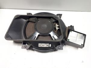 Gebruikte Luidspreker Audi A8 (D3) 3.0 TDI V6 24V Quattro Prijs € 35,00 Margeregeling aangeboden door Donkers VAG Parts
