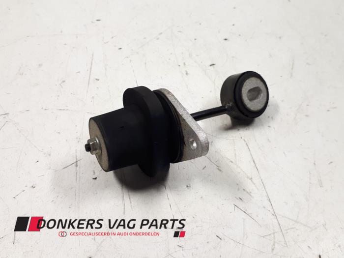 Gebruikte Motorrubber Audi Q7 (4MB/4MG) 3.0 TDI V6 24V Prijs € 12,10 Inclusief btw aangeboden door Donkers VAG Parts