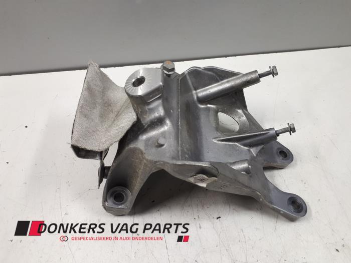 Gebruikte Motorrubber Audi Q7 (4MB/4MG) 3.0 TDI V6 24V Prijs € 25,00 Inclusief btw aangeboden door Donkers VAG Parts