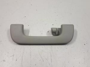 Gebruikte Handgreep Audi A8 (D4) Prijs € 6,00 Margeregeling aangeboden door Donkers VAG Parts