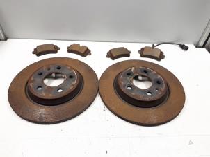 Gebruikte Remschijf + blok achter Audi A6 (C7) 2.0 TDI 16V Quattro Prijs € 150,00 Inclusief btw aangeboden door Autoparts Veghel