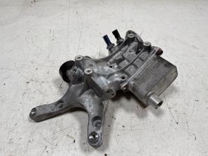 Gebruikte Oliefilterhouder Audi A5 Prijs € 30,00 Margeregeling aangeboden door Donkers VAG Parts