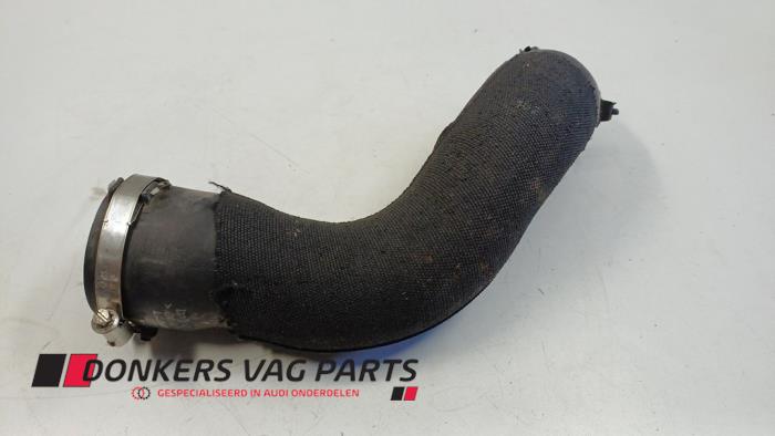 Gebruikte Intercooler Slang Audi A5 (8T3) 3.0 TDI V6 24V Quattro Prijs € 10,00 Margeregeling aangeboden door Donkers VAG Parts