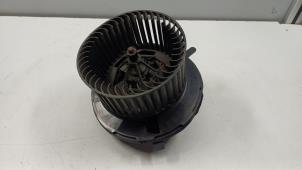 Gebruikte Aanjager Audi A3 Sportback (8PA) 1.6 TDI 16V Prijs € 15,00 Margeregeling aangeboden door Donkers VAG Parts