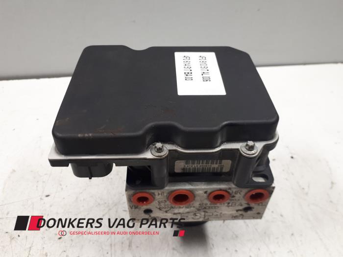 Gebruikte ABS Pomp Audi A6 (C6) 3.0 TDI V6 24V Quattro Prijs € 125,00 Margeregeling aangeboden door Donkers VAG Parts