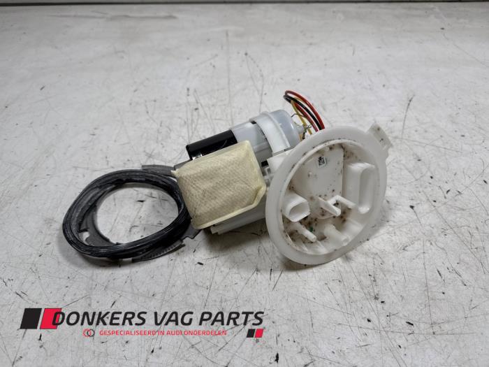 Gebruikte Tank element Pomp Audi S5 (F53/F5P) 3.0 TFSI V6 24V Prijs € 99,99 Inclusief btw aangeboden door Donkers VAG Parts