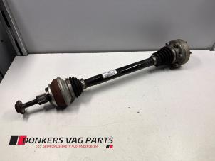Gebruikte Aandrijfas links-achter Audi S5 (F53/F5P) 3.0 TFSI V6 24V Prijs € 90,75 Inclusief btw aangeboden door Donkers VAG Parts