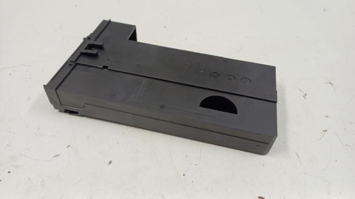 Diversen van een Audi A4 (B7) 2.0 TDI 16V 2005