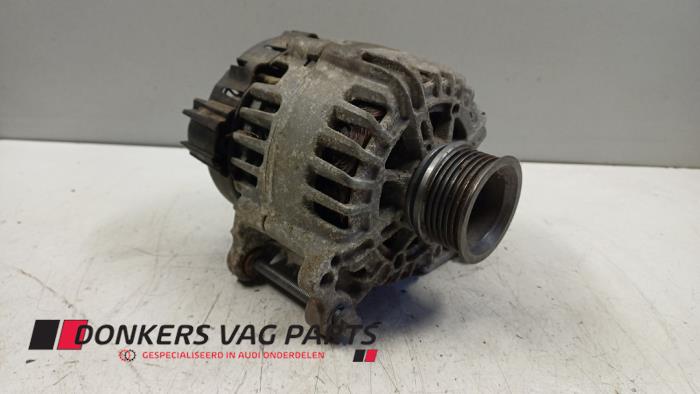 Gebruikte Alternator Audi S5 Cabriolet (F57/F5E) 3.0 TFSI V6 24V Prijs € 75,00 Margeregeling aangeboden door Donkers VAG Parts