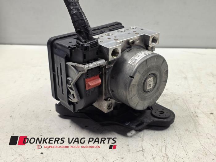 Gebruikte ABS Pomp Volkswagen Golf VII (AUA) 2.0 GTD 16V Prijs € 100,00 Margeregeling aangeboden door Donkers VAG Parts