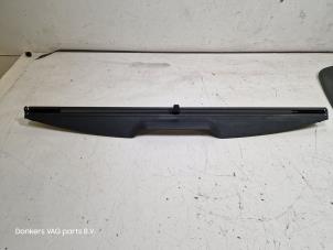 Gebruikte Rolgordijn achter Audi A6 Avant (C6) Prijs € 90,00 Margeregeling aangeboden door Donkers VAG Parts