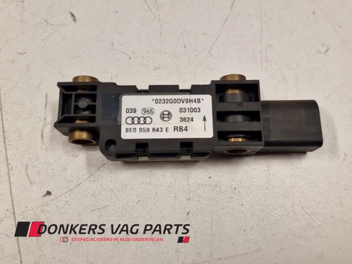 Gebruikte Airbag Sensor Audi Diversen Prijs € 10,00 Margeregeling aangeboden door Donkers VAG Parts