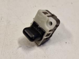 Gebruikte Lichtsensor Audi A4 (B6) Prijs € 10,00 Margeregeling aangeboden door Donkers VAG Parts