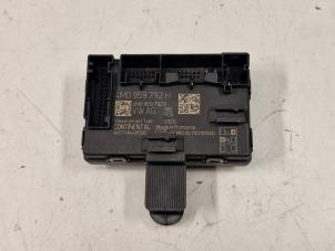 Gebruikte Centrale Deurvergrendelings Module Audi S5 (F53/F5P) 3.0 TFSI V6 24V Prijs € 27,50 Inclusief btw aangeboden door Donkers VAG Parts