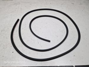 Nieuwe Deurrubber 4Deurs links-voor Audi Q4 (F4B) Prijs € 55,89 Inclusief btw aangeboden door Donkers VAG Parts