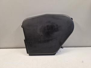 Gebruikte Distributiedeksel Audi A8 (D2) 3.3 TDI 32V Quattro Prijs € 25,00 Margeregeling aangeboden door Donkers VAG Parts