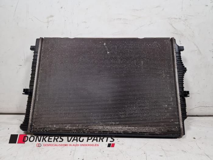 Gebruikte Radiateur Volkswagen Golf VII (AUA) 2.0 GTD 16V Prijs € 80,00 Margeregeling aangeboden door Donkers VAG Parts
