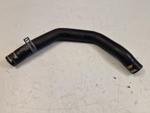 Gebruikte Koelwaterslang Audi RS 3 Limousine (8YS) 2.5 TFSI 20V Quattro Prijs € 7,50 Margeregeling aangeboden door Donkers VAG Parts