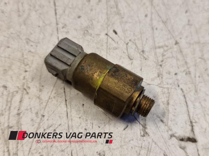 Gebruikte Oliedruk Schakelaar Audi A3 Quattro (8L1) Prijs € 10,00 Margeregeling aangeboden door Donkers VAG Parts