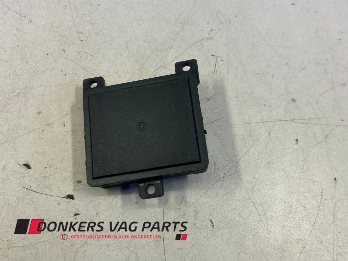 Gebruikte Cruise control sensor Audi A3 Sportback (8YA) 1.4 40 TFSIe 16V Prijs € 242,00 Inclusief btw aangeboden door Donkers VAG Parts