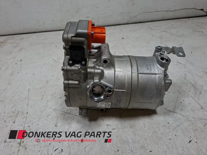 Gebruikte Pomp Airco Audi Q7 (4MB/4MG) 3.0 V6 24V 55 TFSI e Prijs € 850,00 Inclusief btw aangeboden door Donkers VAG Parts