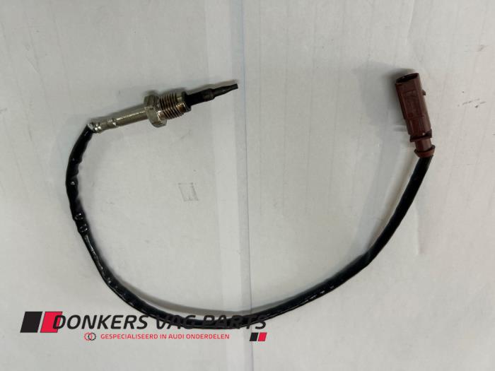 Gebruikte Uitlaat temperatuursensor Audi A4 Avant (B9) 2.0 35 TDI 16V Prijs € 20,00 Inclusief btw aangeboden door Donkers VAG Parts