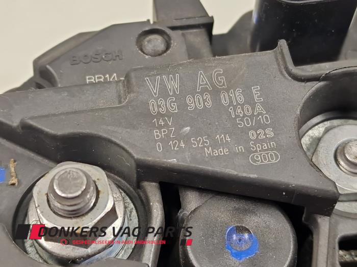 Dynamo van een Audi A4 Avant (B8) 2.0 TDI 16V 2011