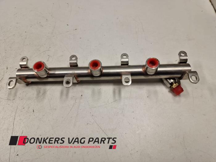 Gebruikte Brandstofverdeler Audi S5 Sportback (F5A/F5F) 3.0 TFSI V6 24V Prijs € 50,00 Inclusief btw aangeboden door Donkers VAG Parts