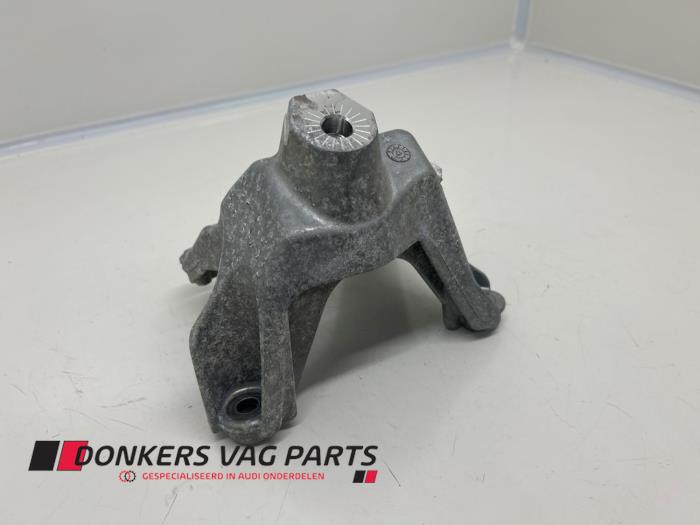 Gebruikte Motorsteun Audi S5 Sportback (F5A/F5F) 3.0 TFSI V6 24V Prijs op aanvraag aangeboden door Donkers VAG Parts