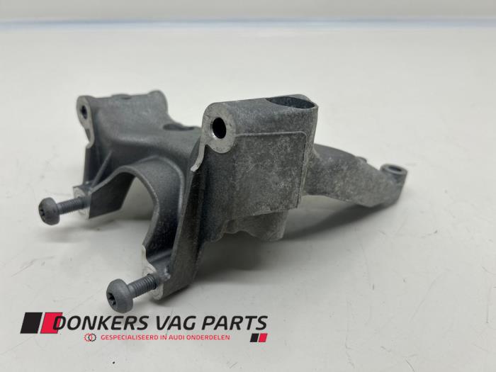 Gebruikte Dynamosteun onder Audi S5 Sportback (F5A/F5F) 3.0 TFSI V6 24V Prijs € 12,10 Inclusief btw aangeboden door Donkers VAG Parts
