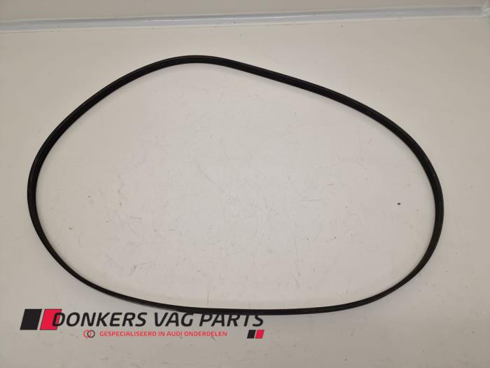 Gebruikte Multiriem Audi Q8 (4MN) 3.0 V6 24V 50 TDI Mild Hybrid Quattro Prijs op aanvraag aangeboden door Donkers VAG Parts