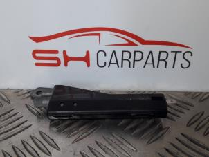 Gebruikte Antenne Versterker Mercedes A (W168) 1.4 A-140 Prijs € 10,00 Margeregeling aangeboden door SH Carparts