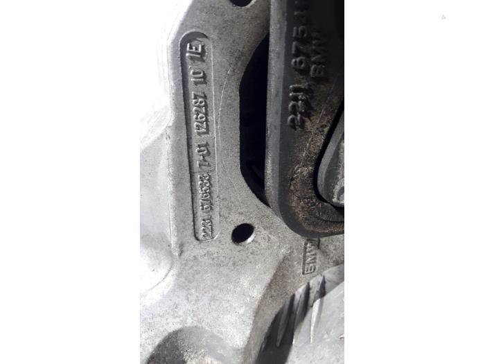 Versnellingsbak Steun van een Mini Mini 2004