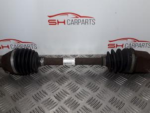 Gebruikte Cardanas links-voor (VWA) Ford Fiesta 6 (JA8) 1.4 TDCi Prijs € 20,00 Margeregeling aangeboden door SH Carparts