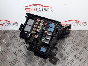 Gebruikte Zekeringkast Ford Fiesta 6 (JA8) 1.4 TDCi Prijs € 22,00 Margeregeling aangeboden door SH Carparts