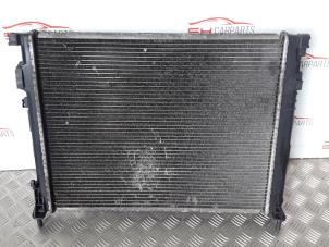 Gebruikte Radiateur Opel Vivaro 1.9 DI Prijs € 34,00 Margeregeling aangeboden door SH Carparts