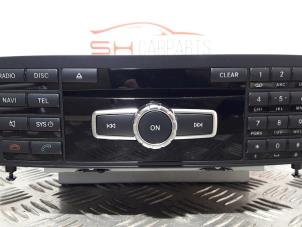 Gebruikte Radio CD Speler Mercedes B (W246) 1.6 B-200 BlueEFFICIENCY Turbo 16V Prijs € 50,00 Margeregeling aangeboden door SH Carparts