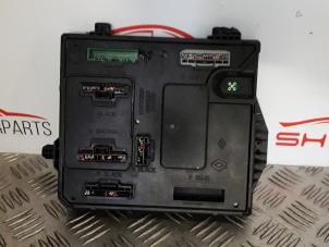 Gebruikte Computer Body Control Renault Megane III Coupe (DZ) 1.5 dCi 105 Prijs € 28,00 Margeregeling aangeboden door SH Carparts
